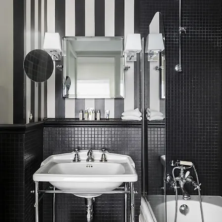Hotel Verneuil Saint Germain Parigi