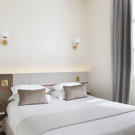 Hotel Verneuil Saint Germain 4*