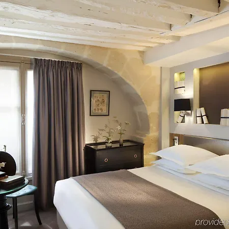 Verneuil Saint Germain 4* Parigi
