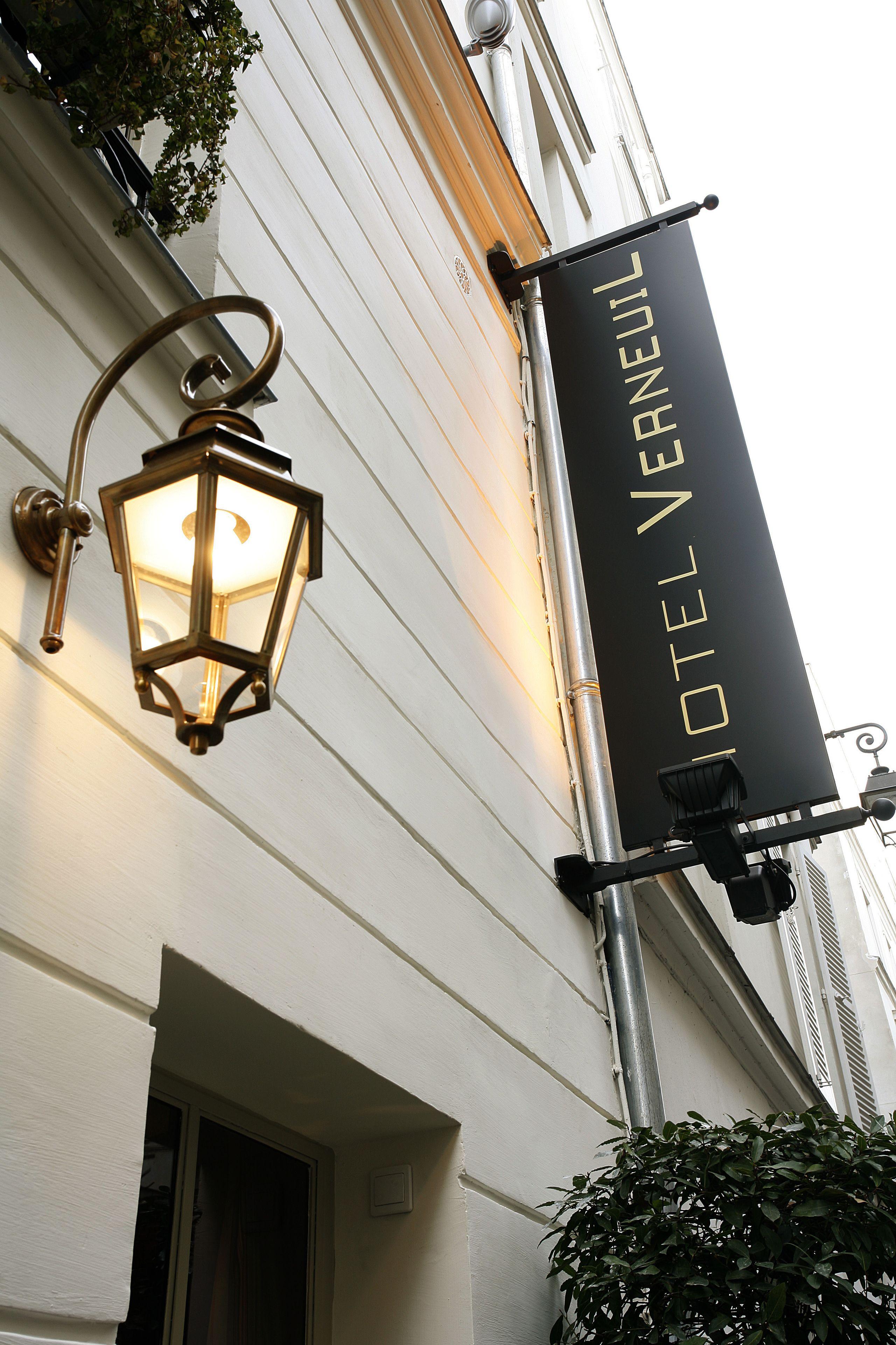 Verneuil Saint Germain Hotel
